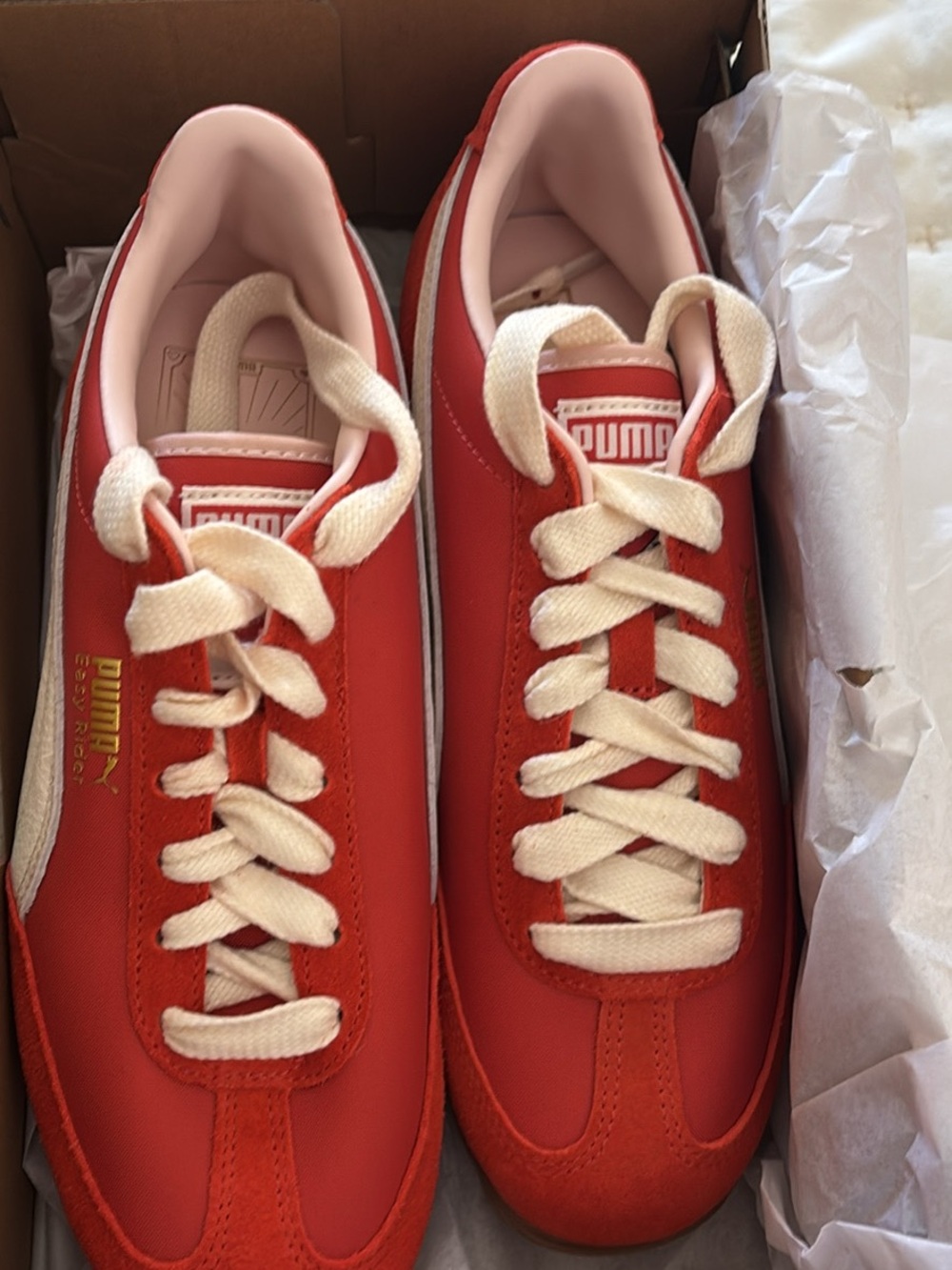 Puma Red and White Easy Rider Lovers Shoe Box Label